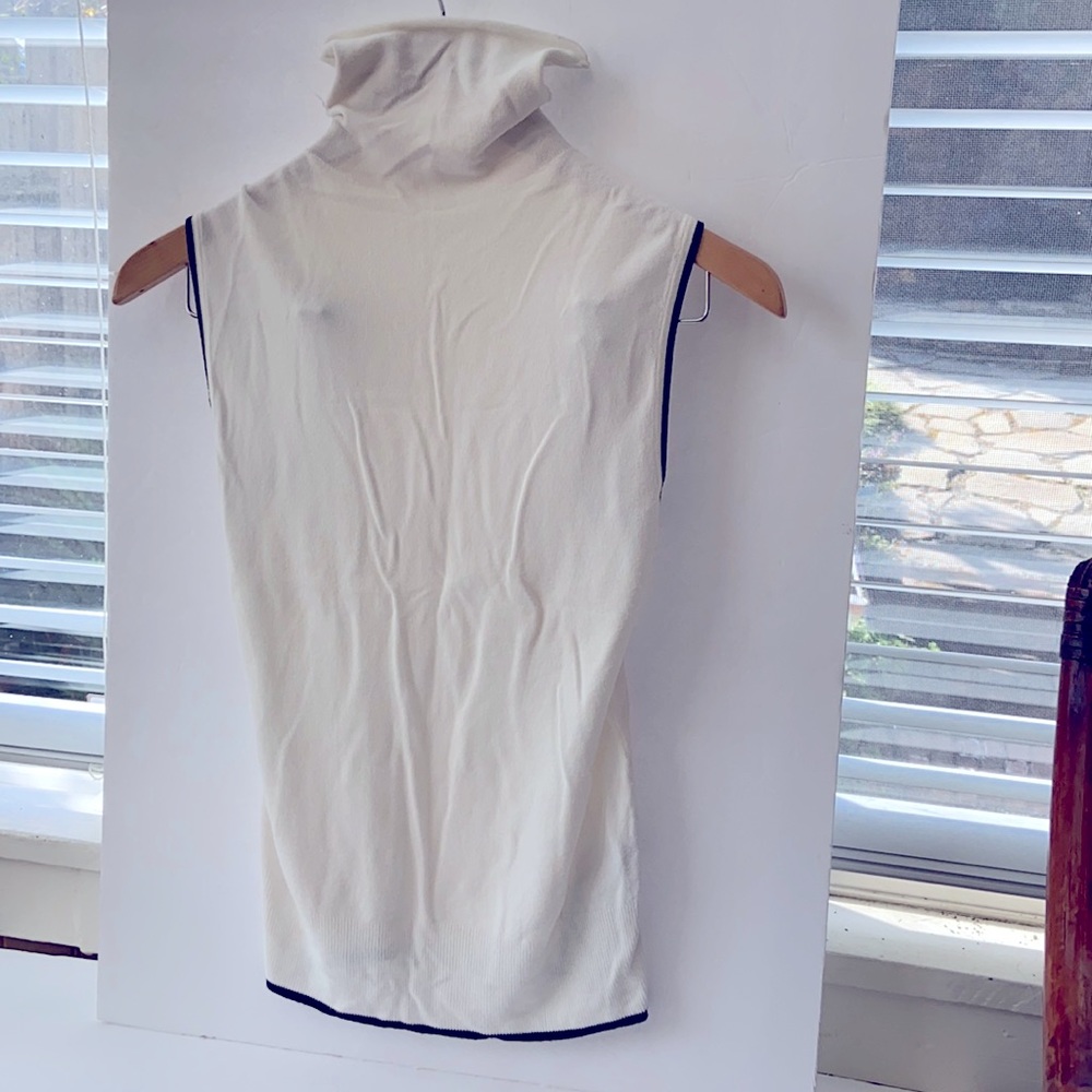 ZARA KNIT SLEEVELESS TOP Cream Size Small